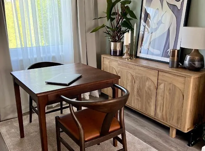 House With Garden And Parking 15 Min To City Center